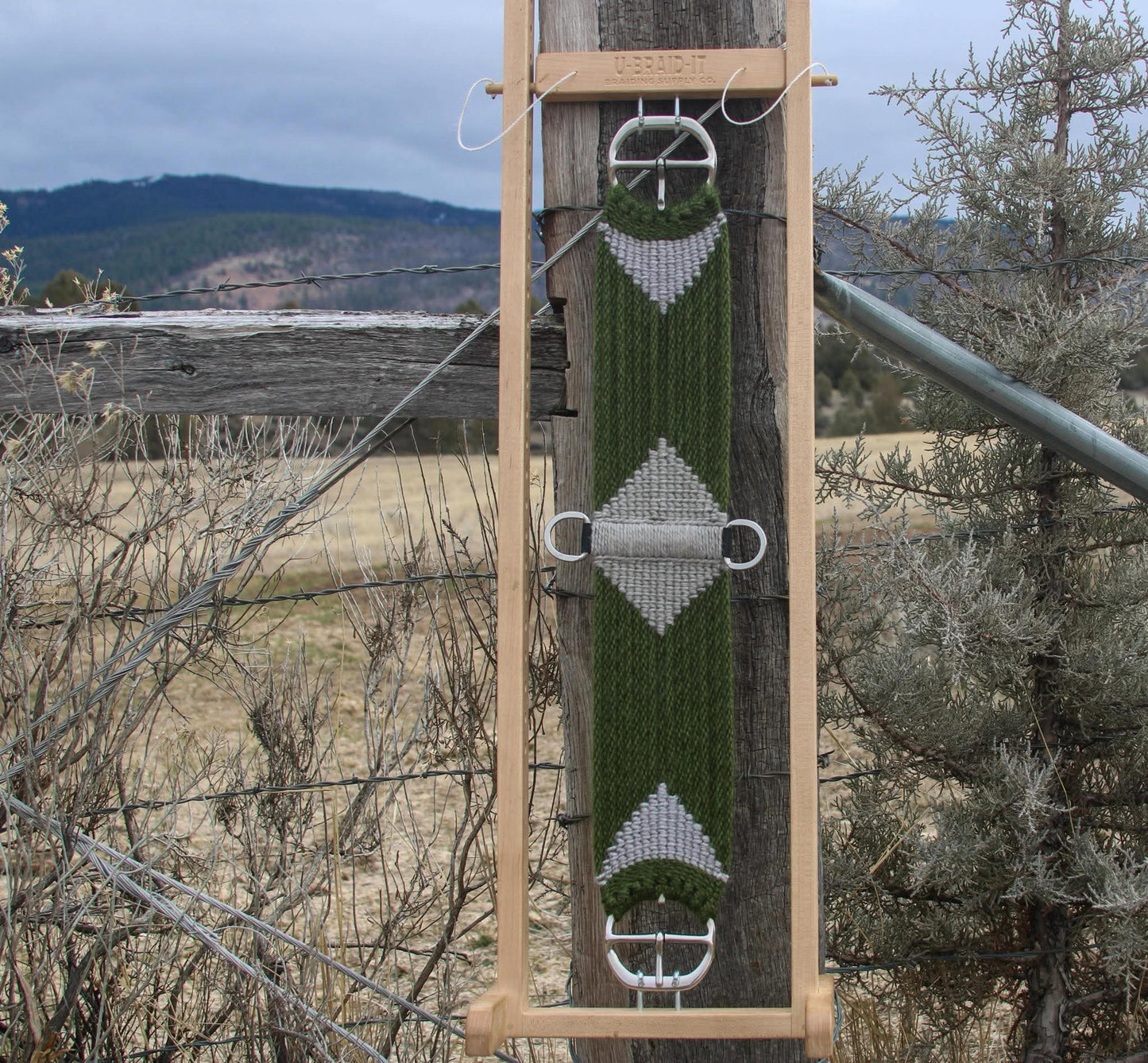 28"- Handmade Mohair Cinch
